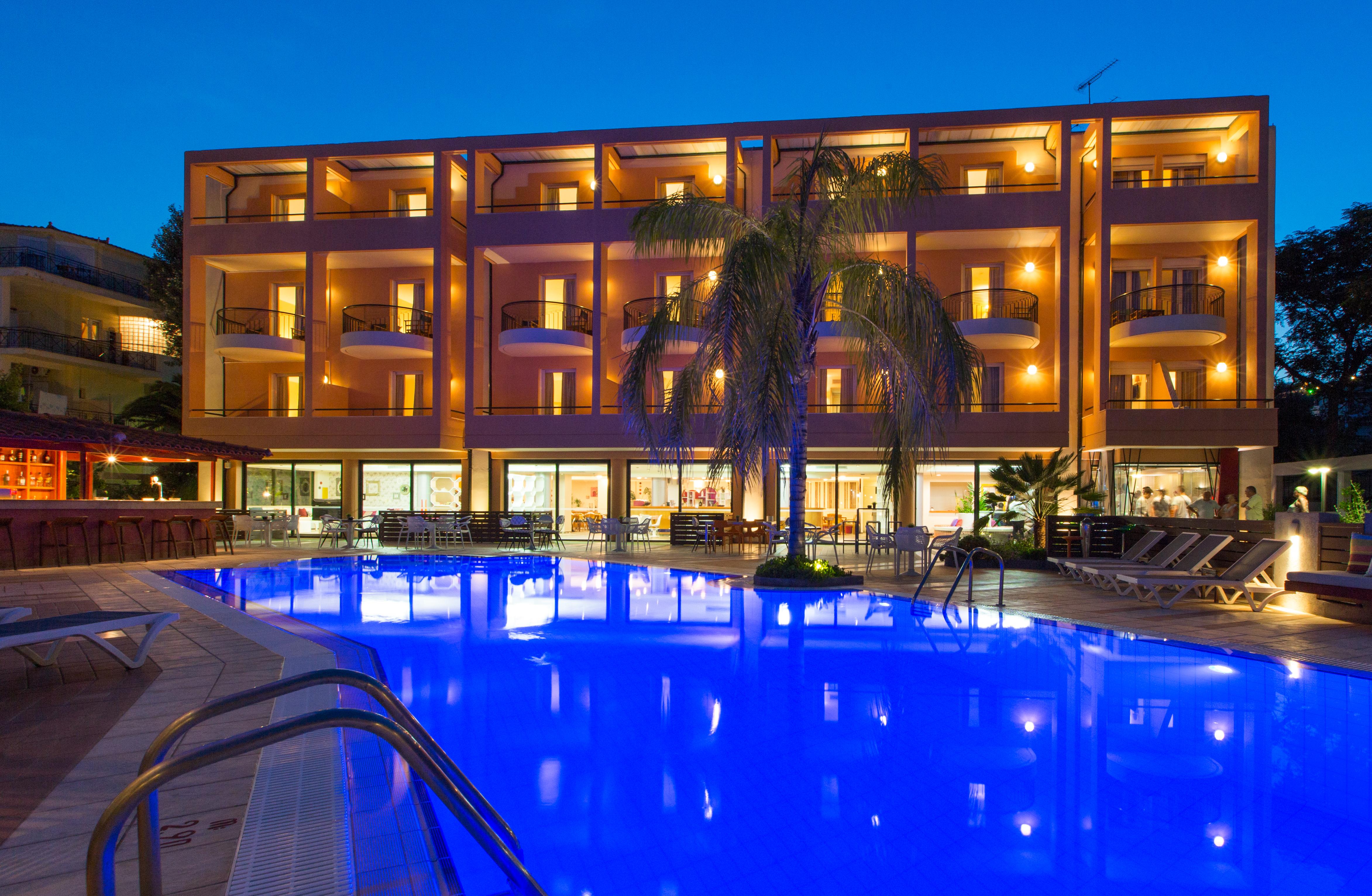 Flisvos Royal Hotel & Suites Tolo Luaran gambar